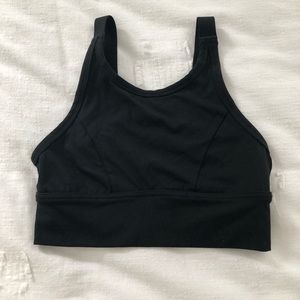 AE cropped workout tank